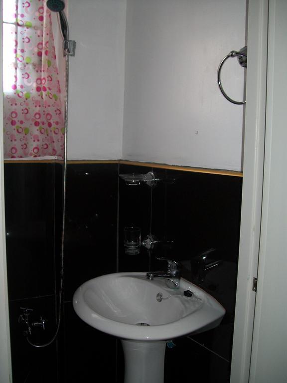 Charm Guest House Puerto Princesa Rom bilde